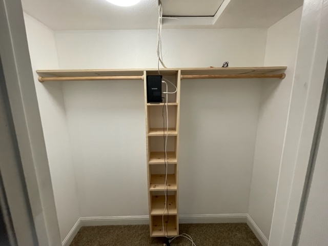 Custom Closet Organizer